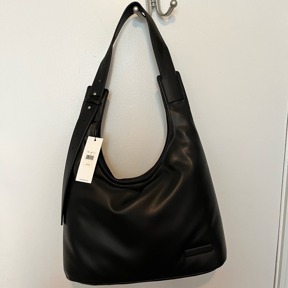 NWT Calvin Klein Archive Hardware Shoulder Bag. sold out online.